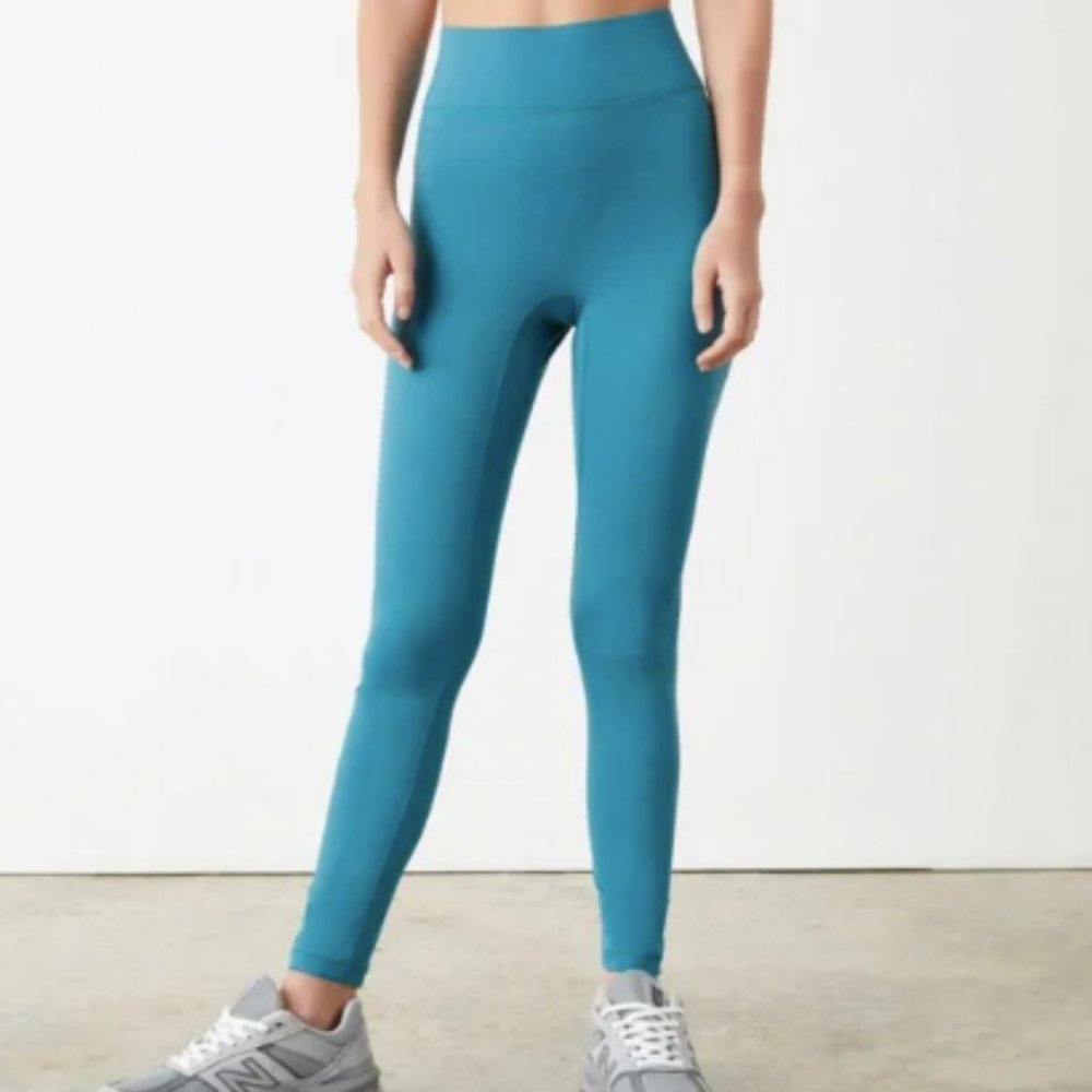 ALL ACCESS High Waisted Center Stage Legging - Size S